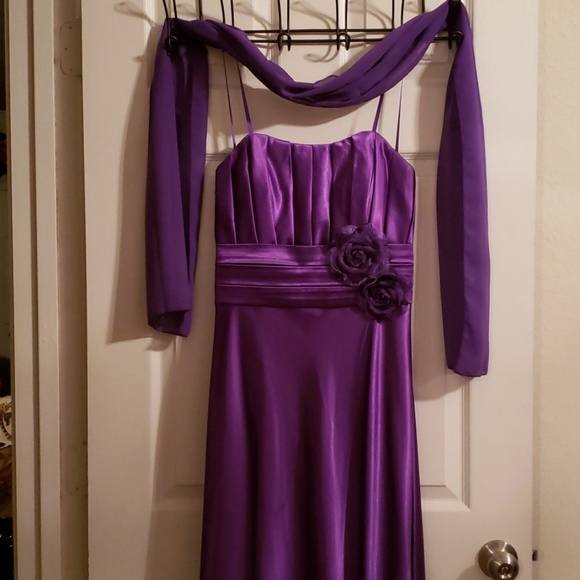 Purple Prom Gown - Picture 5 of 6